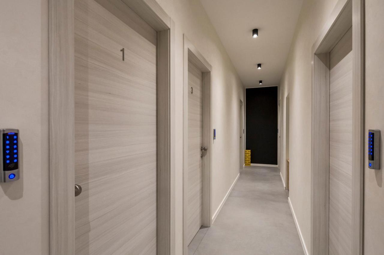 Deluxe Apartments & Rooms "In The Center" Rijeka Luaran gambar