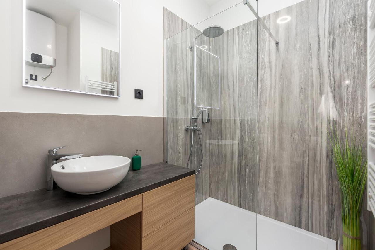Deluxe Apartments & Rooms "In The Center" Rijeka Luaran gambar