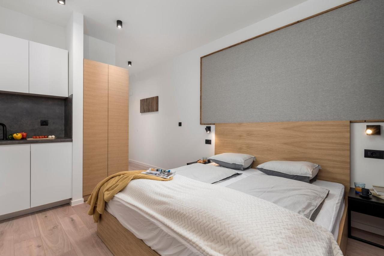 Deluxe Apartments & Rooms "In The Center" Rijeka Luaran gambar