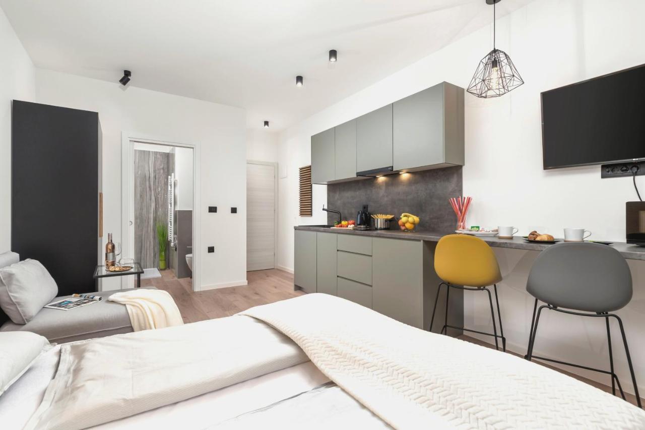 Deluxe Apartments & Rooms "In The Center" Rijeka Luaran gambar