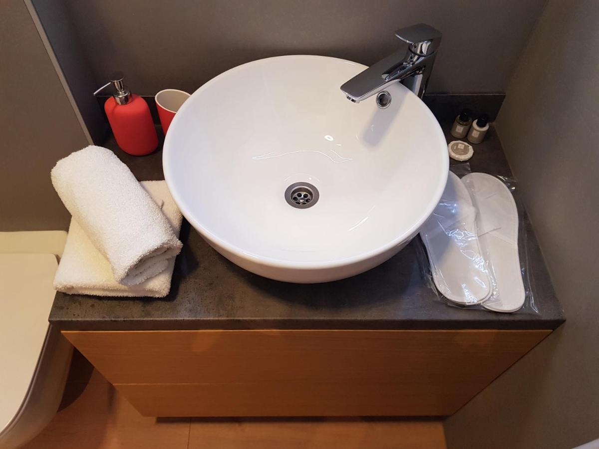 Deluxe Apartments & Rooms "In The Center" Rijeka Luaran gambar
