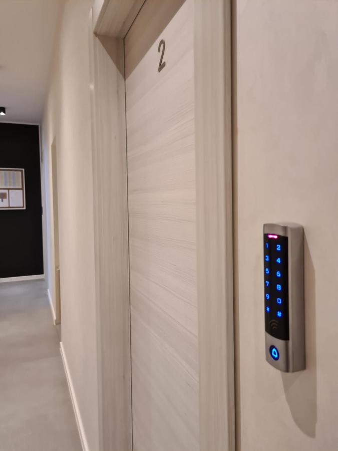 Deluxe Apartments & Rooms "In The Center" Rijeka Luaran gambar